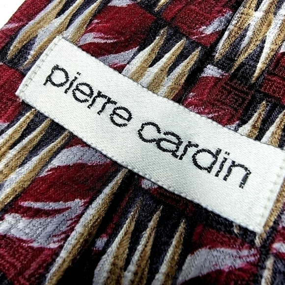 100% Silk Vintage Pierre Cardin Red and Gold Tone Patterned Long Neck Tie USA - Picture 9 of 13